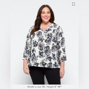 BNWT Fun2Fun Kearney Henley Top Size 2X White Grey Floral Flowy